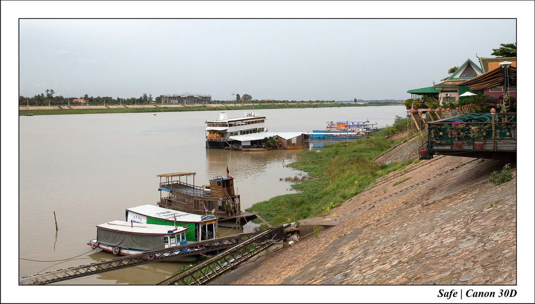 2006 - 07 - Phnom Penh - Tonle Sap 01
